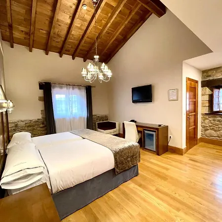 Valles Pasiegos 4*