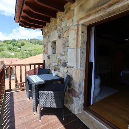 Akla Valles Pasiegos 酒店 4*