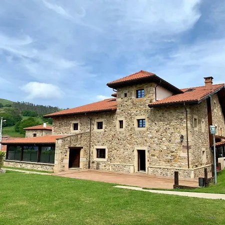 Hotel Akla Valles Pasiegos Saro