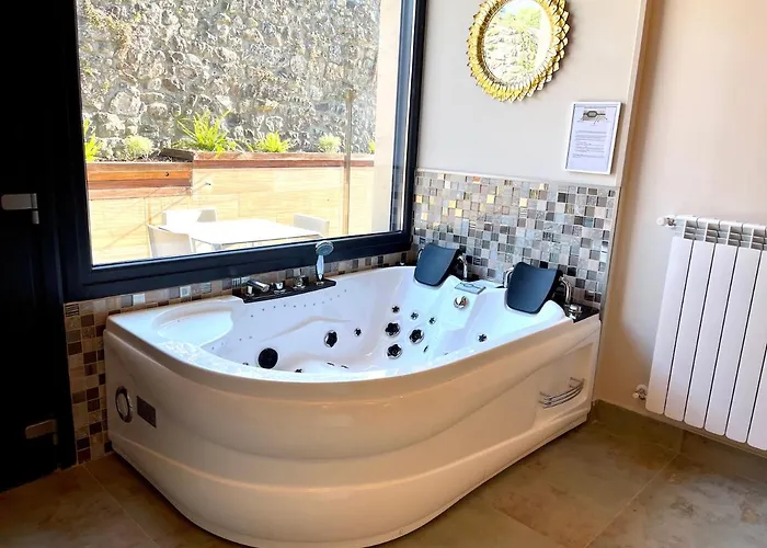 Akla Valles Pasiegos Hotel Saro