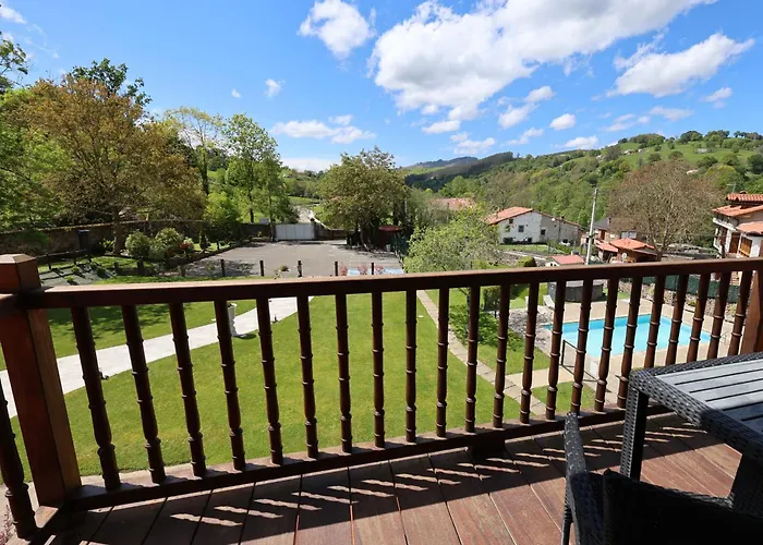 Akla Valles Pasiegos Hotel Saro