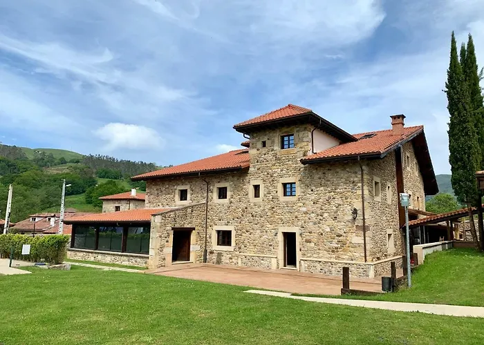 Hotel Akla Valles Pasiegos Saro