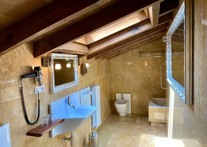 Hotel Akla Valles Pasiegos 4*