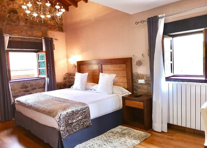 Akla Valles Pasiegos Hotel