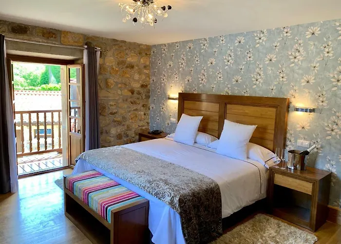 Akla Valles Pasiegos Hotel Saro